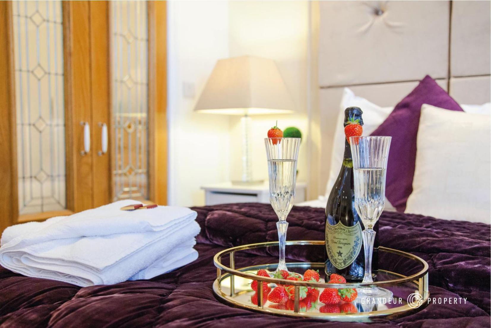 Treetop Suite By Grandeur Property Bournemouth Exteriör bild